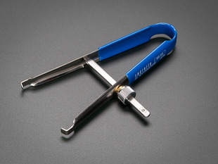 IC Extraction Tool with two grabbers and center screw