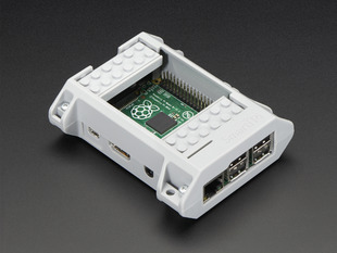 Assembled SmartiPi LEGO-compatible Raspberry Pi case.